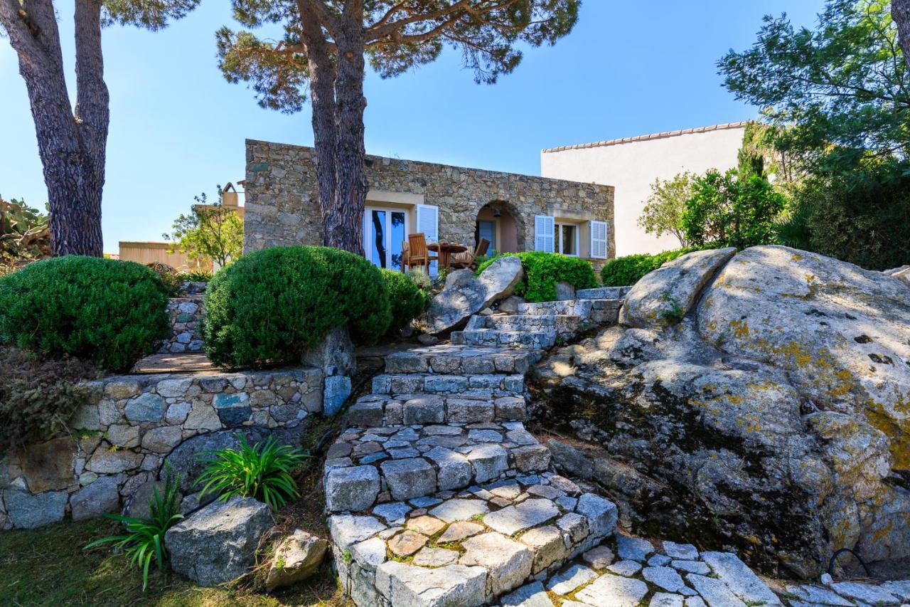 U Piazzale Villa Santa-Reparata-di-Balagna Exterior foto